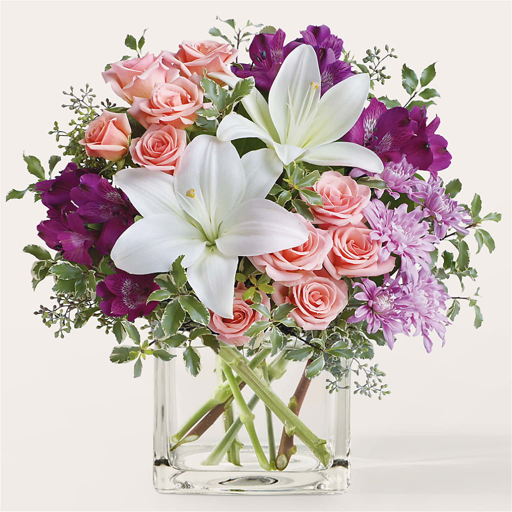 Mani Pedi Bouquet – Oak Creek Florist, Concord CA