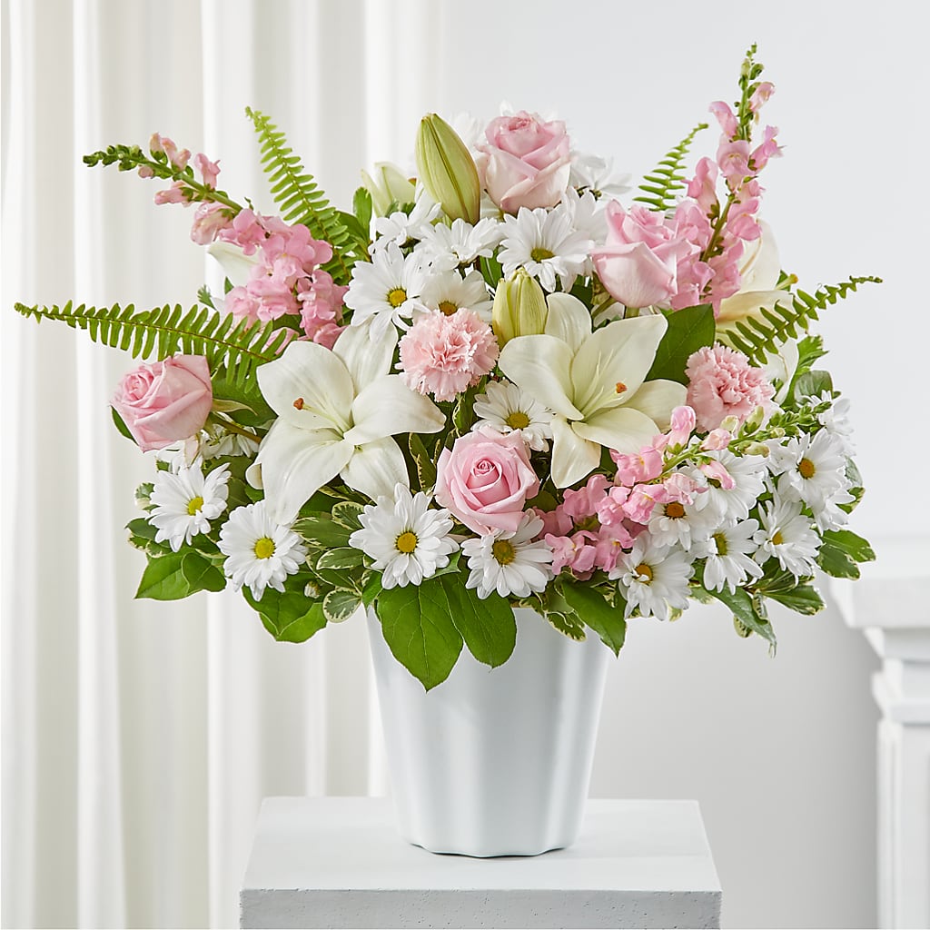 Soft Touch Tabletop Basket – Oak Creek Florist, Concord CA