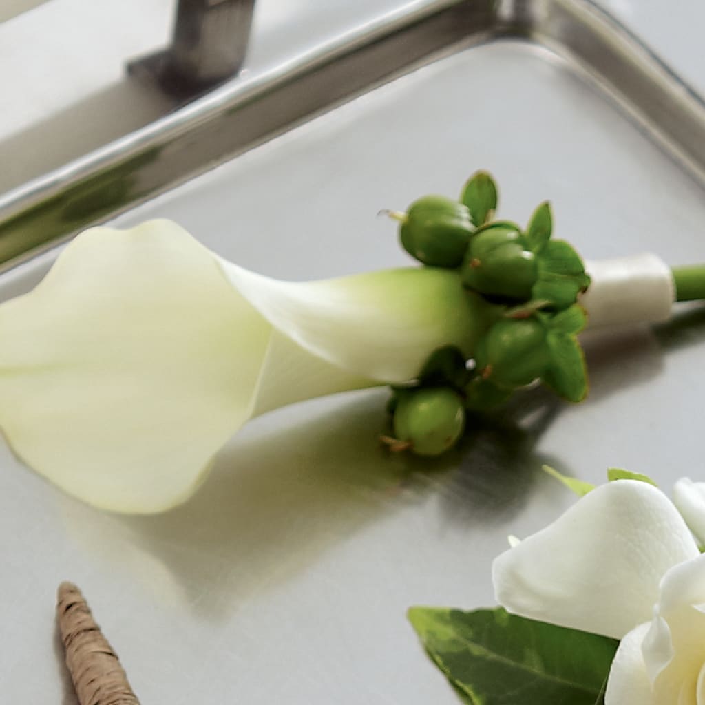 White Calla Boutonniere – Oak Creek Florist, Concord CA