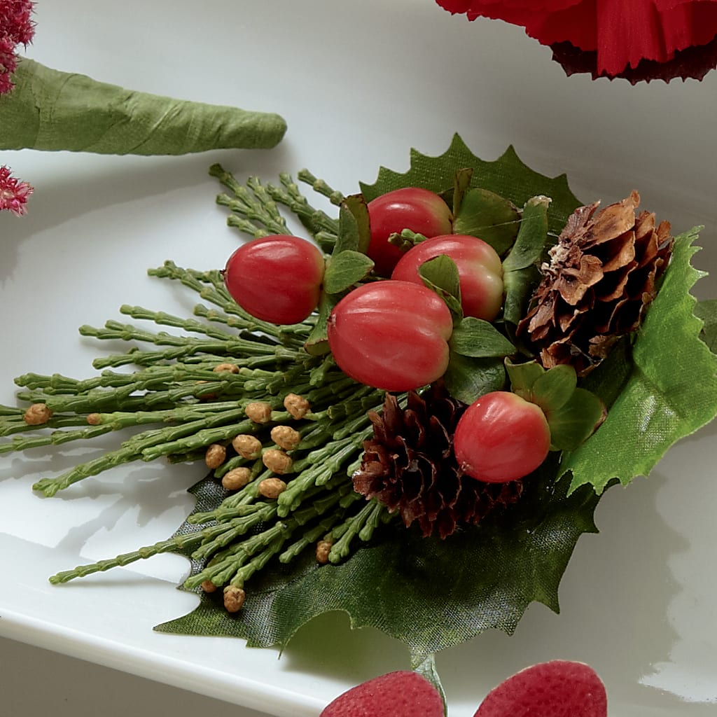Red Berry Boutonniere – Oak Creek Florist, Concord CA