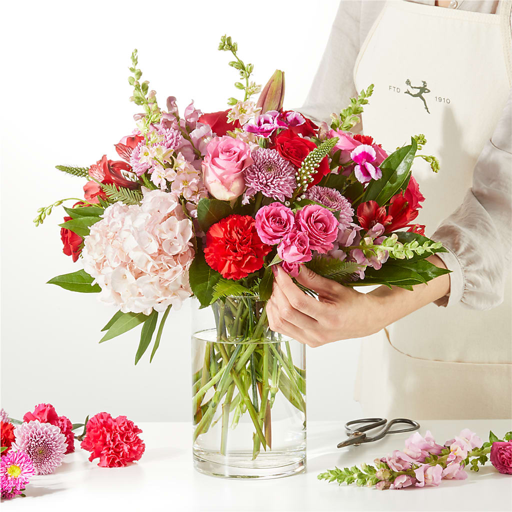Swooning Over You - A Luxury Florist Original –  Oak Creek Florist, Concord CA