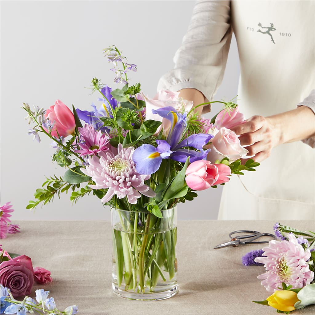 Pastel Tradition - A Florist Original –  Oak Creek Florist, Concord CA