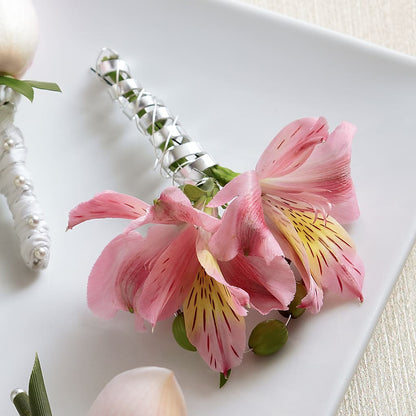 Pink Peruvian Lily Boutonniere –  Oak Creek Florist, Concord CA
