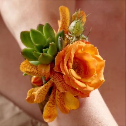 Irresistible Love Wrist Corsage –  Oak Creek Florist, Concord CA